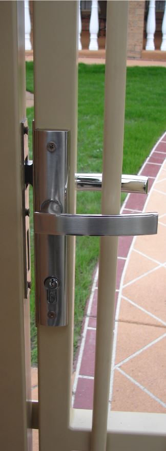 Latches & Handles